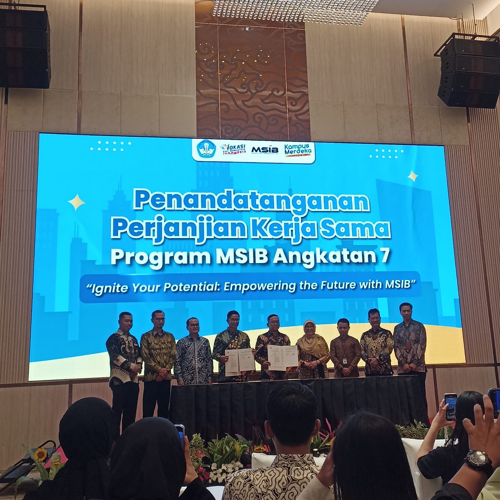 Penandatanganan MSIB Angkatan 7